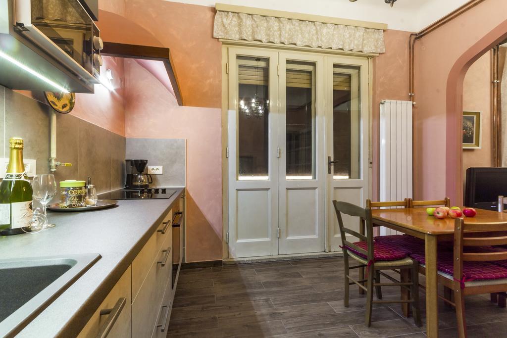 Spacious & Smart Center Apartment PUY Eksteriør bilde