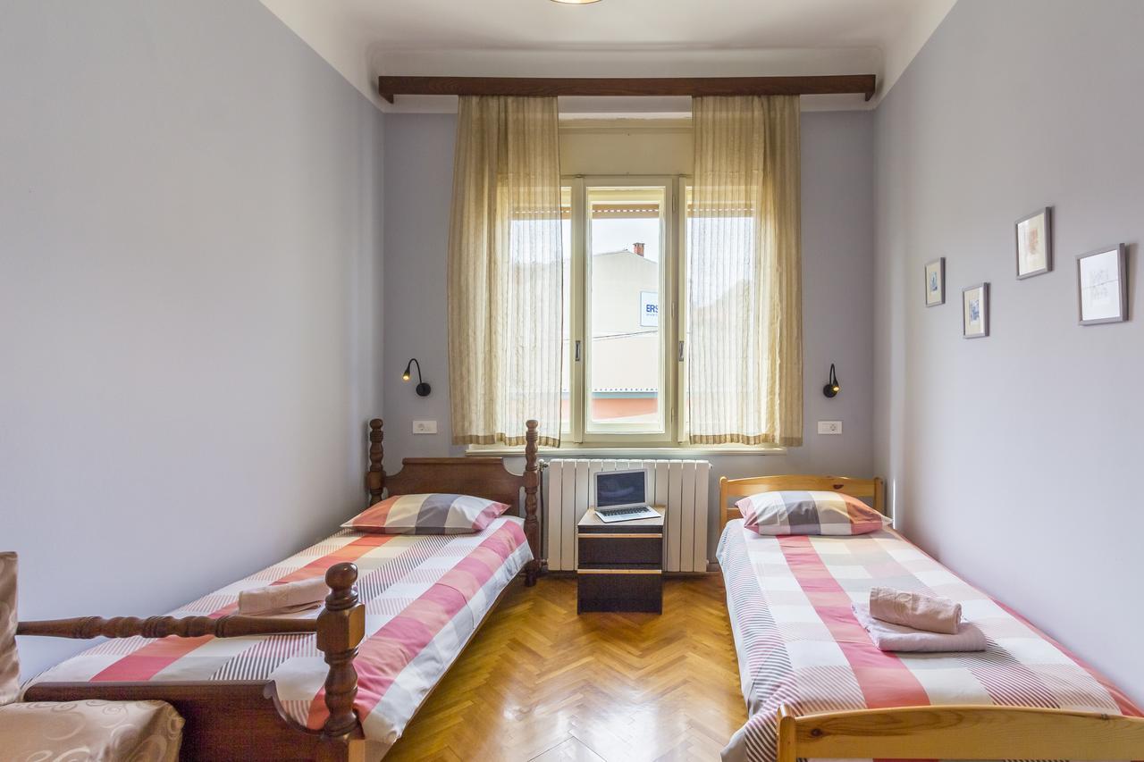 Spacious & Smart Center Apartment PUY Eksteriør bilde