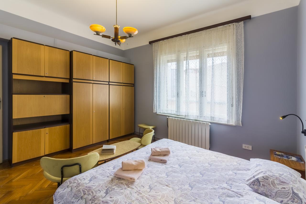 Spacious & Smart Center Apartment PUY Eksteriør bilde